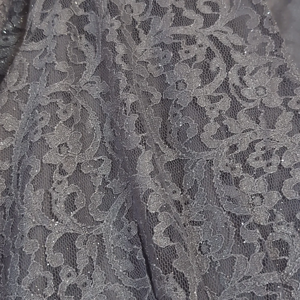 Gray Lace Robe - Picture 3 of 5